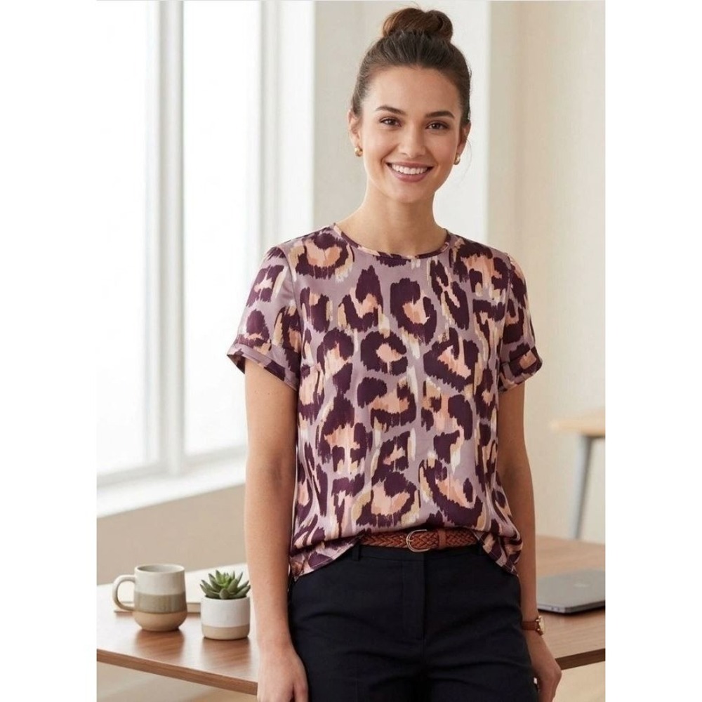 DR2 Women's Tiered Short Sleeve Round Neck Satin Top in‎ Dusty Lavender XSmall